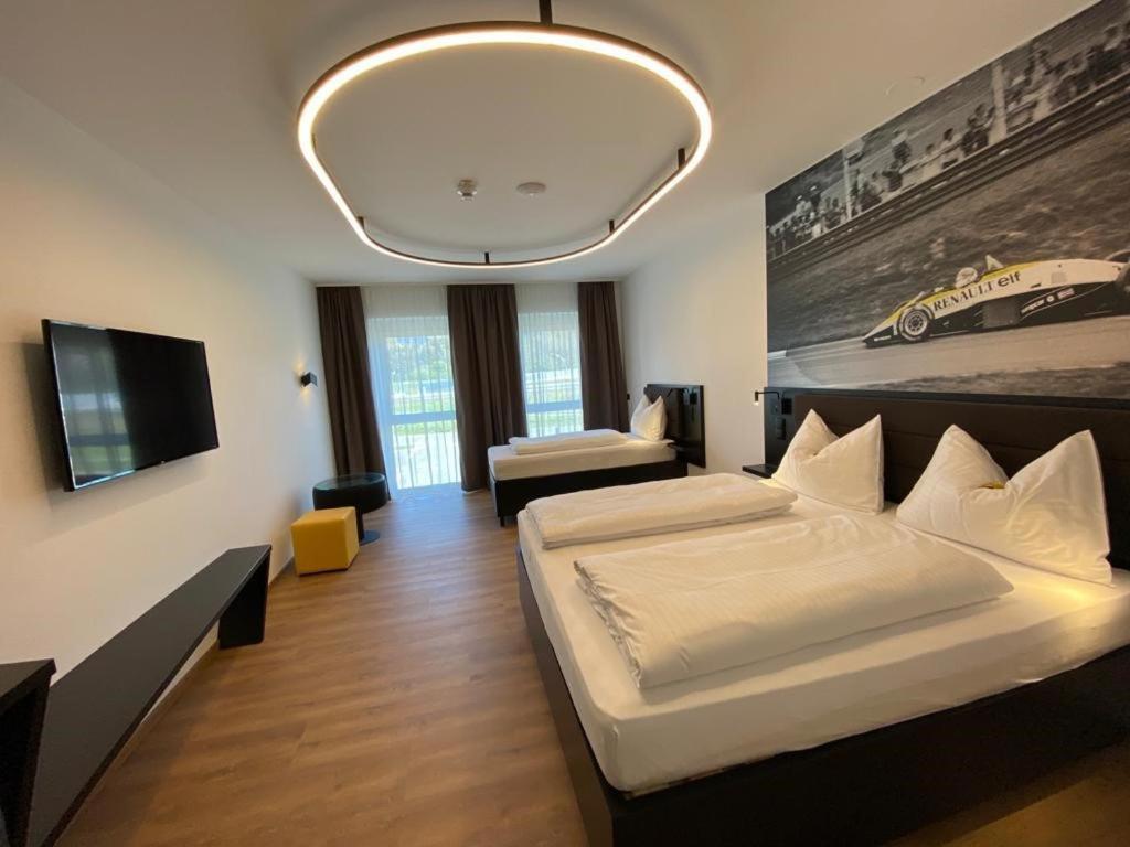 Ringrast Das Erlebnishotel Beim Red Bull Ring Spielberg Bei Knittelfeld Exterior foto